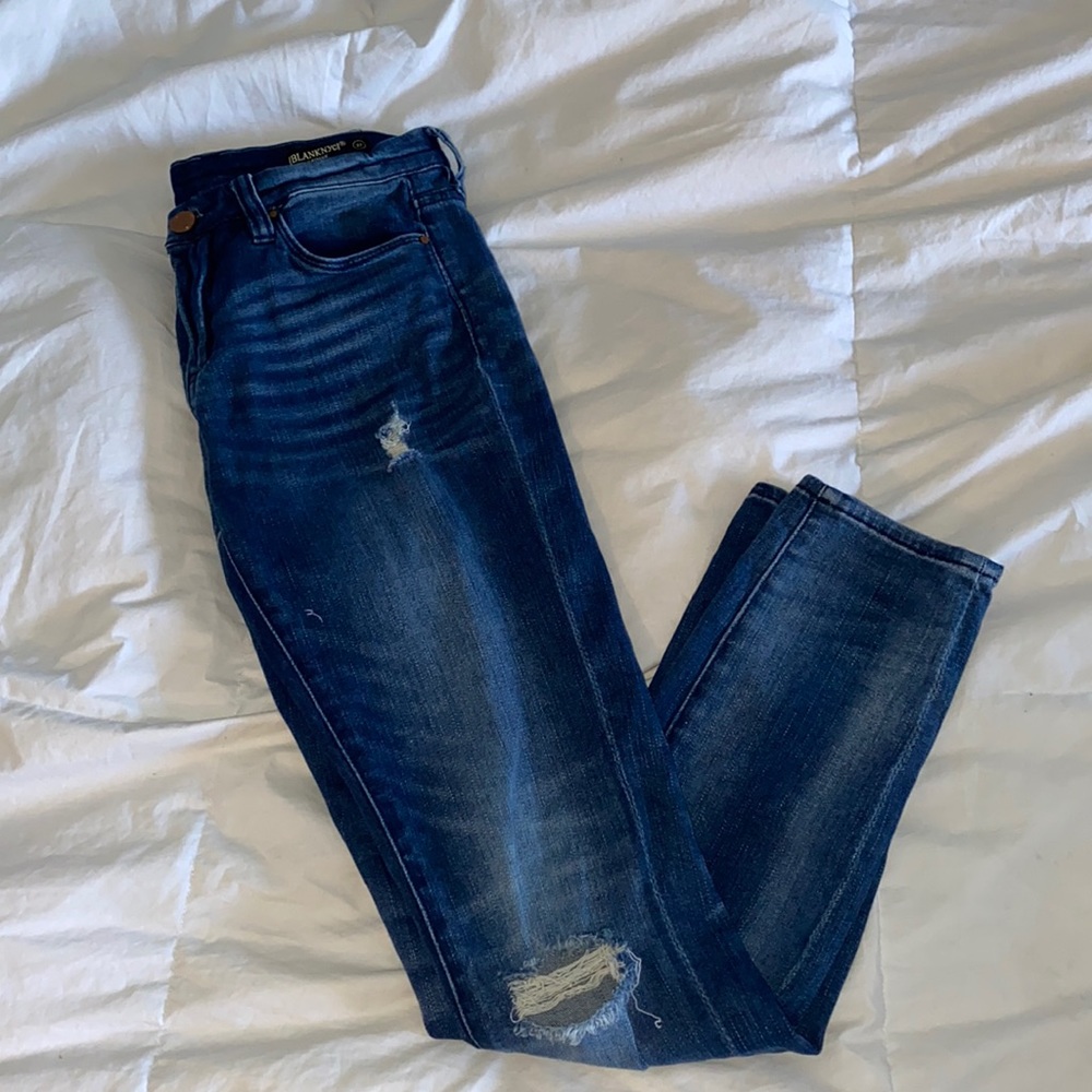 Blank NYC Skinny Classique Low Rise Jeans